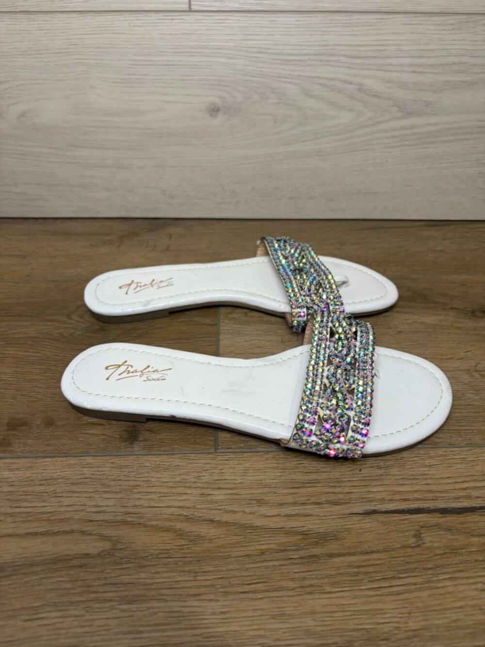 Thalia Sodi Jozie White Rhinestone Bling Slide Flat Sandals Size 6.5M